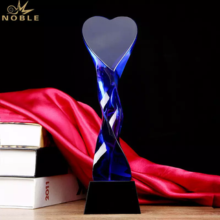  Custom Engraving Blue Crystal Heart Award Trophy