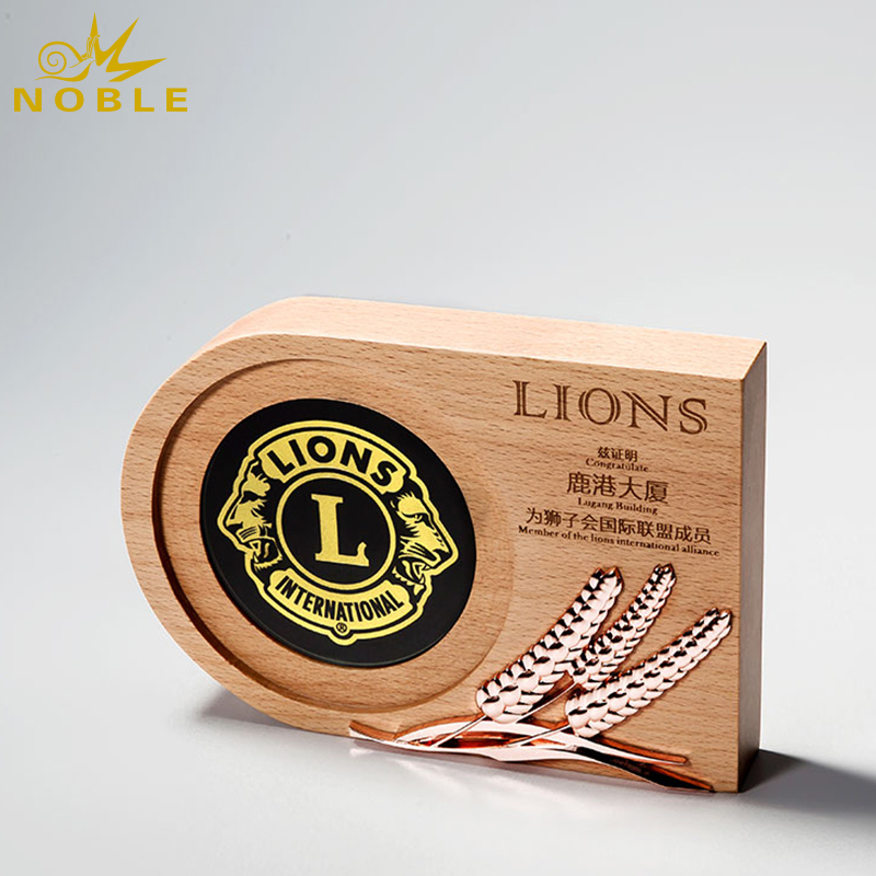 Custom Wooden Plaque Trophy with Name Plate 