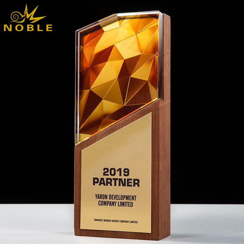 Noble New Design Custom Printing Wood Plaque Award with Crystal