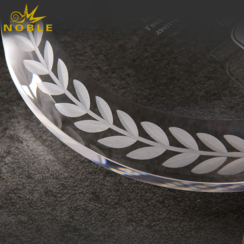 Round Shaped Crystal Award Trophy With Wooden Base 