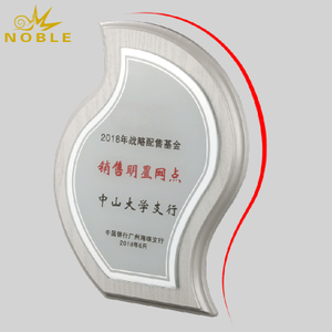  New type fashion Cheap Custom wooden award trophy
