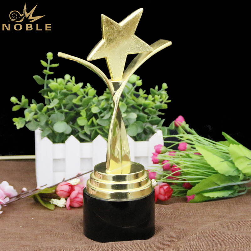 Metal Star Black Crystal Awards For Champion Souvenir Trophy