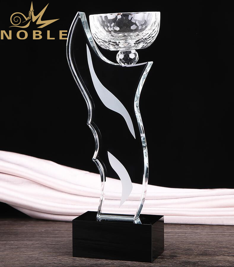 Free Engraving High Quality Crystal Trophy 