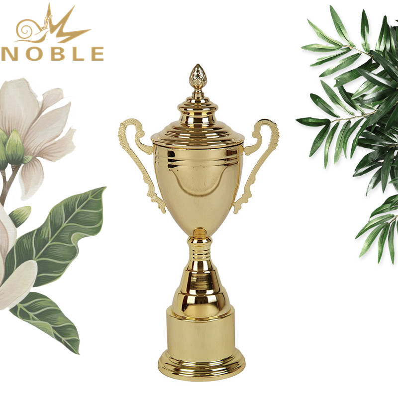 Best Selling Different Sizes Metal Cup Trophy for Souvenir Gift