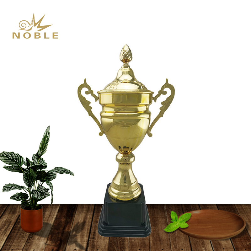 Best Selling High Quality Large Cup Trophy for Sports Games