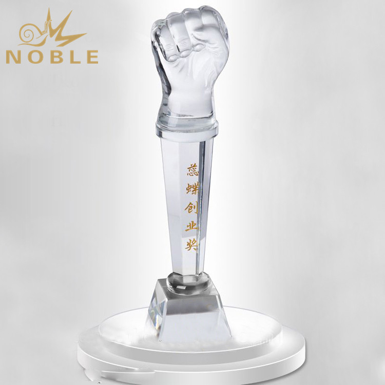 2019 Pillar Crystal Boxing Award