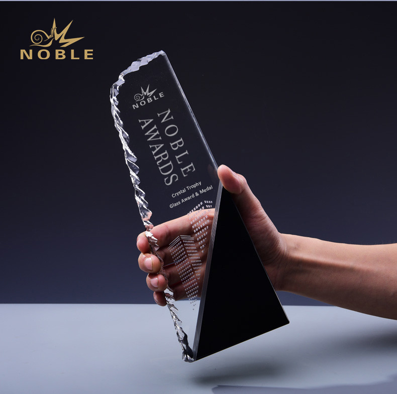 Unique Design Custom Crystal Trophy 